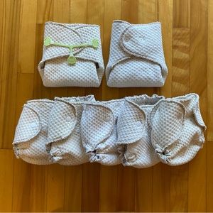 Newborn/small Various fitted cloth diapers